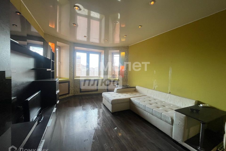 Продаётся 1-комнатная квартира, 42.1 м²