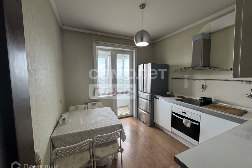 Продаётся 2-комнатная квартира, 58 м²