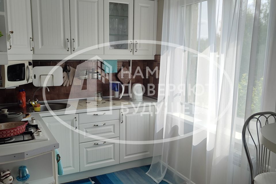 Продаётся 3-комнатная квартира, 63.3 м²