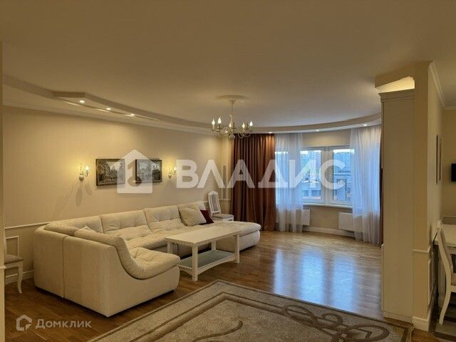 Продаётся 3-комнатная квартира, 110 м²