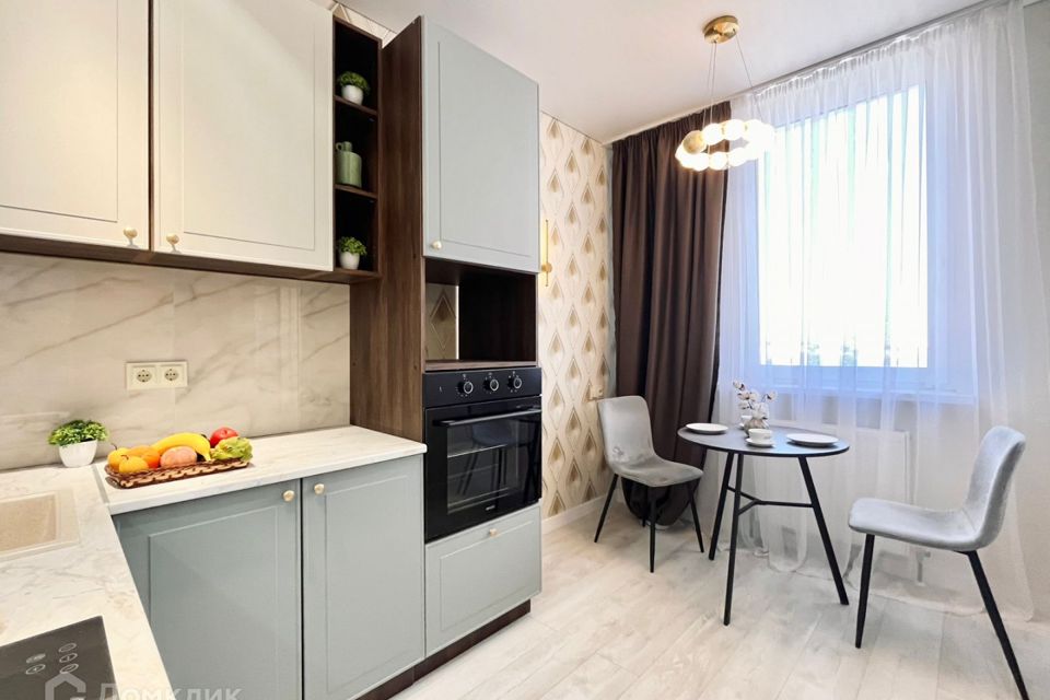 Продаётся 1-комнатная квартира, 38 м²