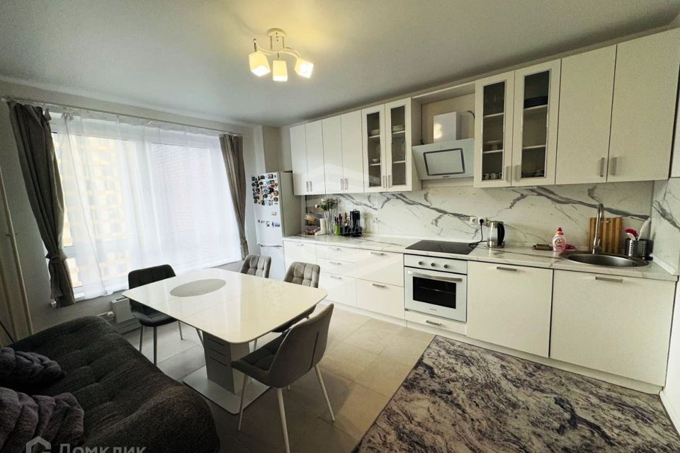 Продаётся 3-комнатная квартира, 96.2 м²