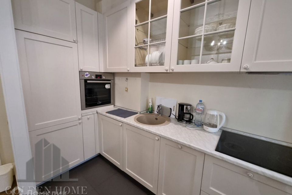 Сдаётся 1-комнатная квартира, 70 м²