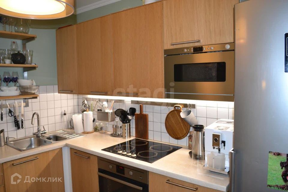 Продаётся 2-комнатная квартира, 60.6 м²