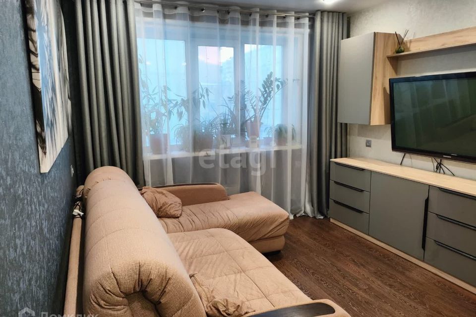 Продаётся 3-комнатная квартира, 57.8 м²