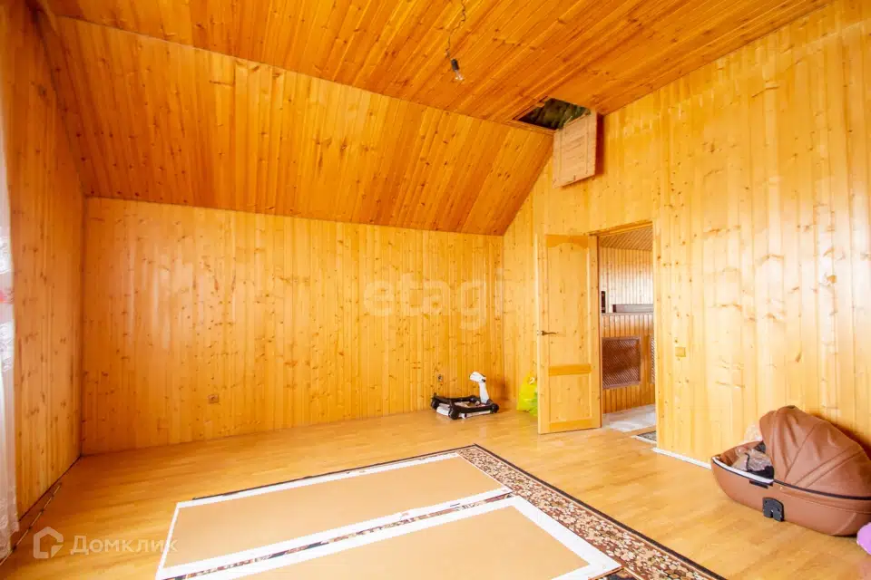 Продаётся 3-этажный дом, 350 м²