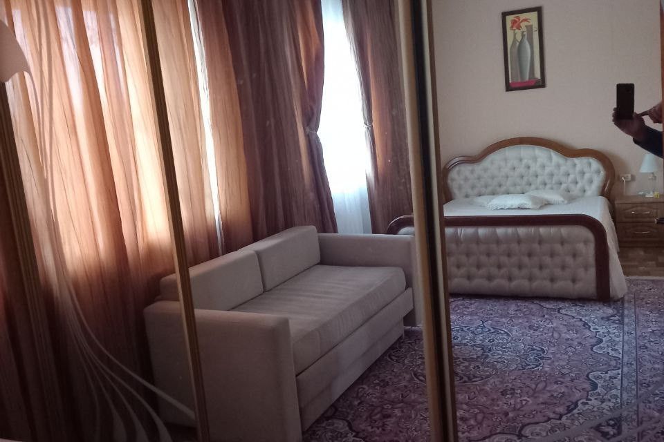 Продаётся 3-этажный дом, 260 м²