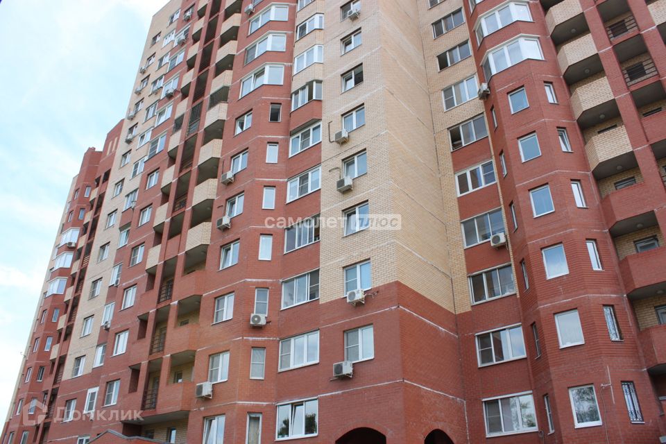 Продаётся 1-комнатная квартира, 42.8 м²