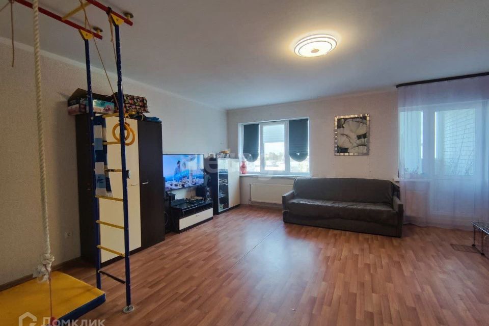 Продаётся 3-комнатная квартира, 110.3 м²