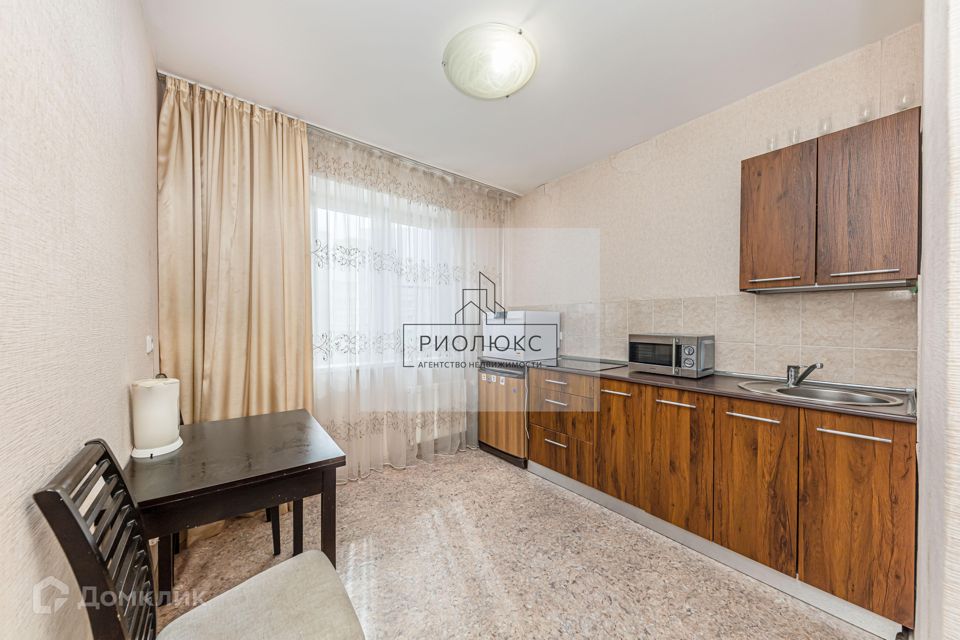 Продаётся 1-комнатная квартира, 40 м²