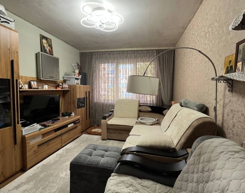 Продаётся 3-комнатная квартира, 57.2 м²