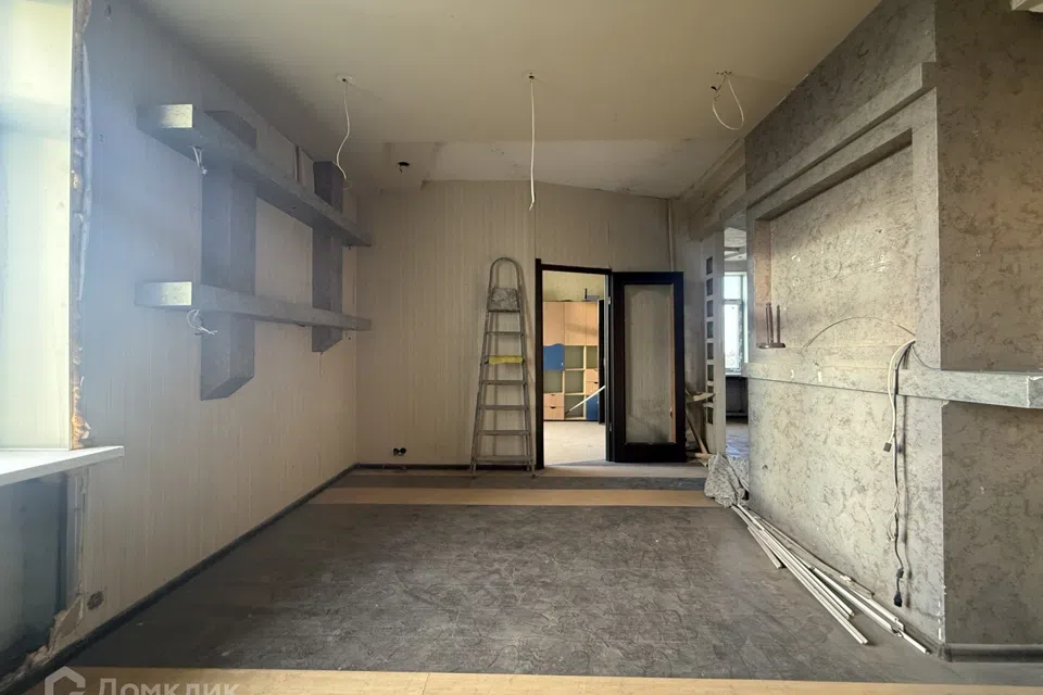 Продаётся 3-комнатная квартира, 61.8 м²