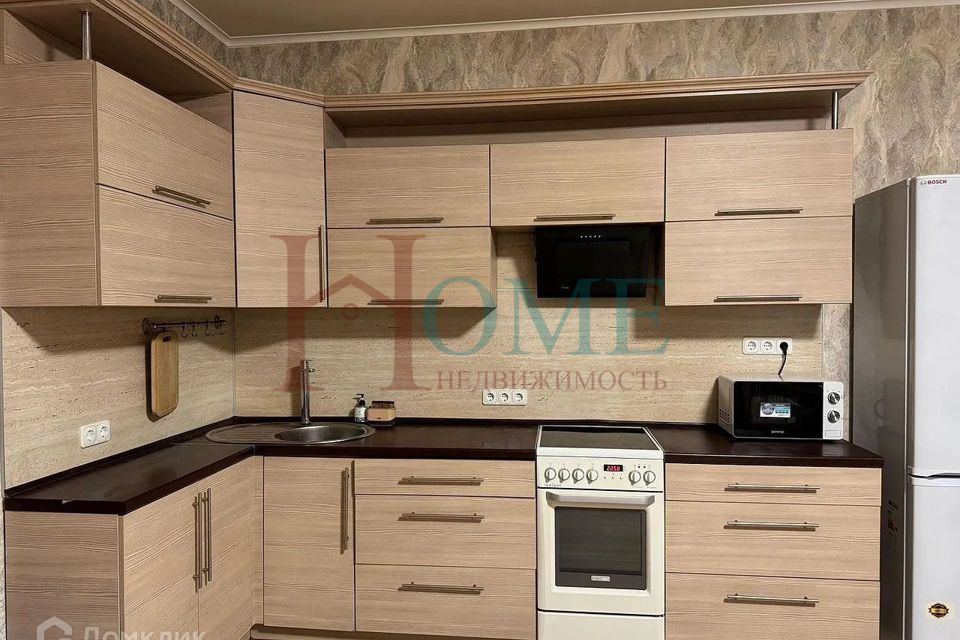 Сдаётся 2-комнатная квартира, 73 м²