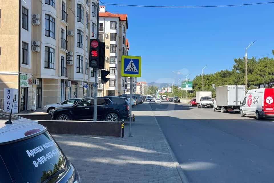Продаётся 1-комнатная квартира, 46 м²