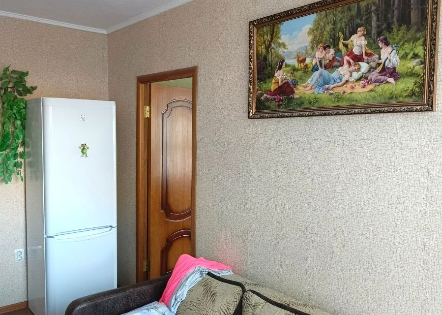 Продаётся 3-комнатная квартира, 51.4 м²