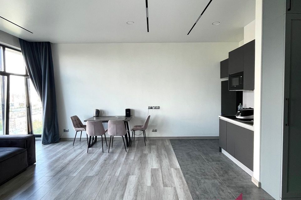 Сдаётся 1-комнатная квартира, 57 м²