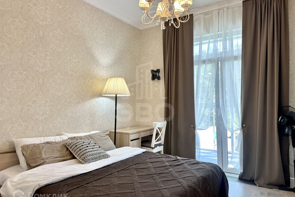 Сдаётся 2-комнатная квартира, 65 м²