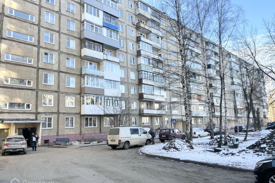 Продаётся 4-комнатная квартира, 77.8 м²