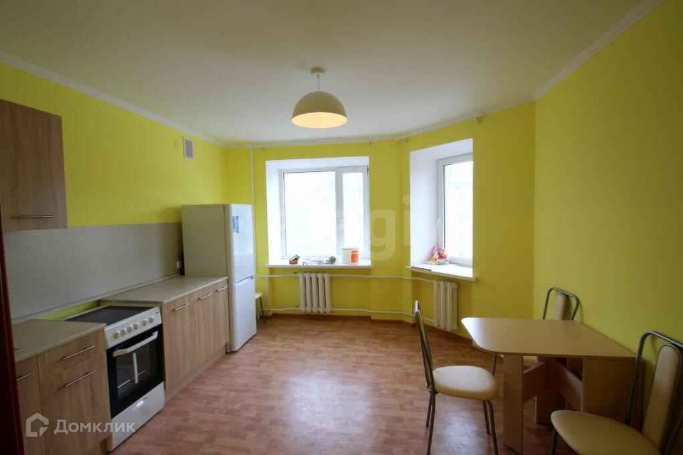 Сдаётся 2-комнатная квартира, 72.5 м²