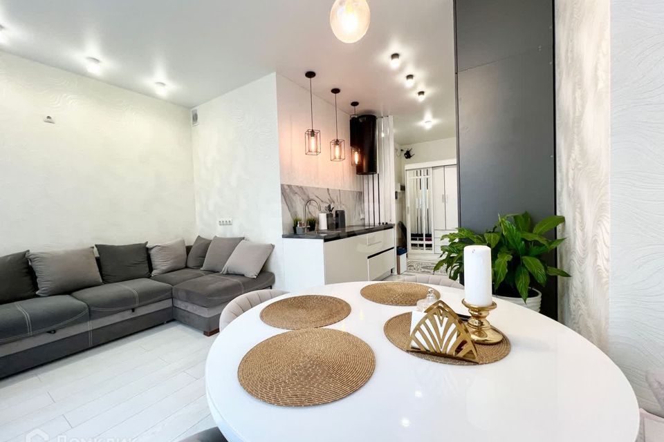 Продаётся 2-комнатная квартира, 61 м²