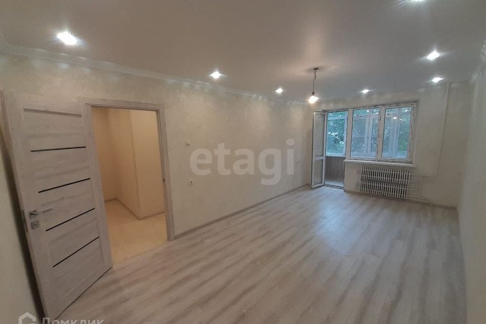Продаётся 1-комнатная квартира, 39 м²