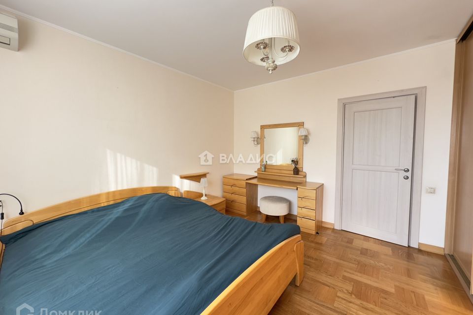 Продаётся 4-комнатная квартира, 92 м²
