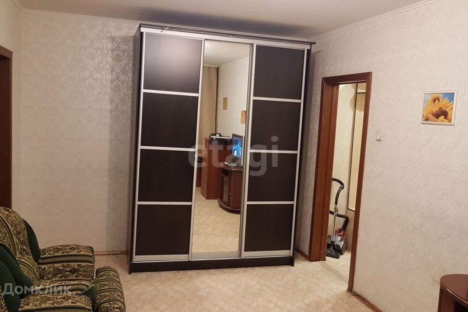 Продаётся 3-комнатная квартира, 63.8 м²