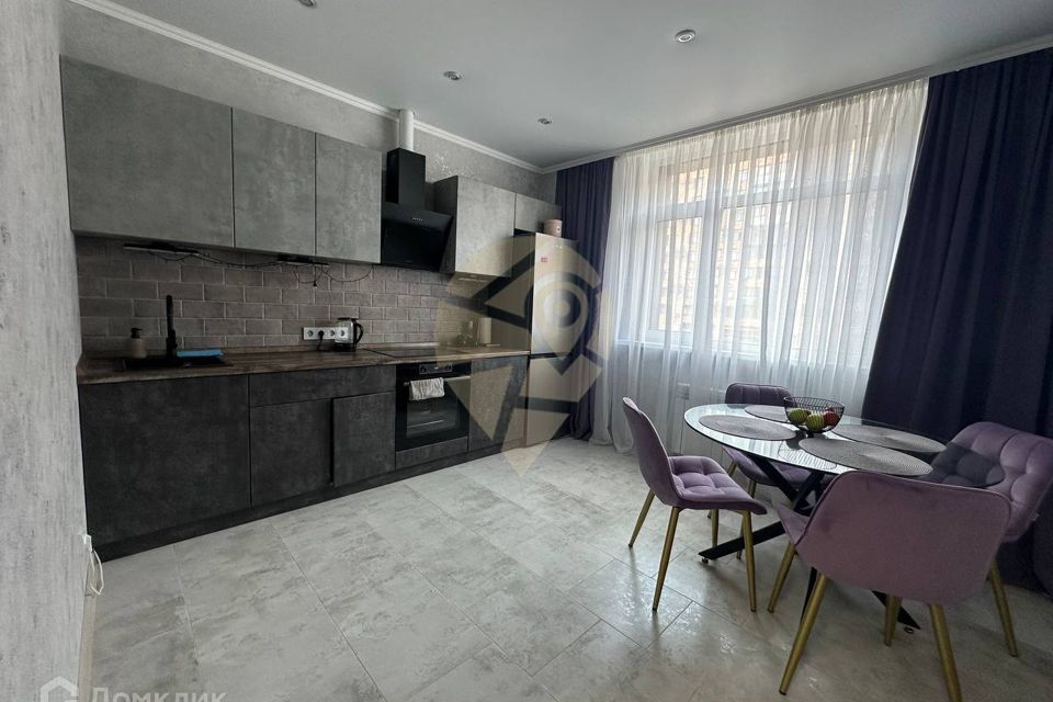 Продаётся 1-комнатная квартира, 37 м²