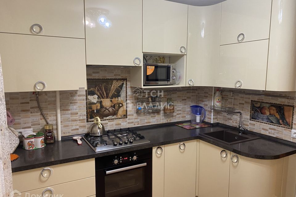 Продаётся 3-комнатная квартира, 60 м²