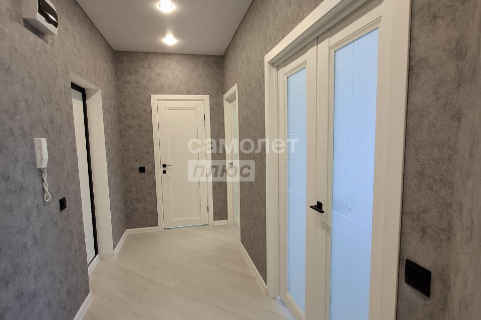 Продаётся 3-комнатная квартира, 81 м²