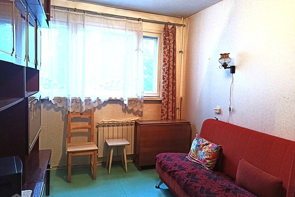 Продаётся комната в 3-комн. квартире, 11.8 м²