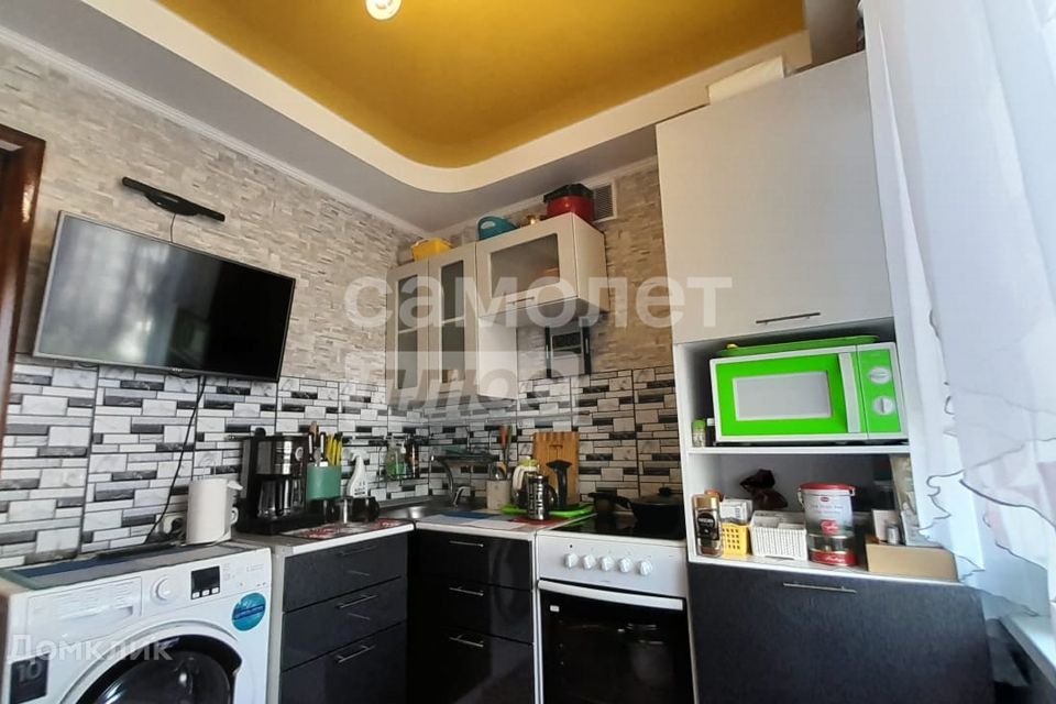 Продаётся 3-комнатная квартира, 56.5 м²