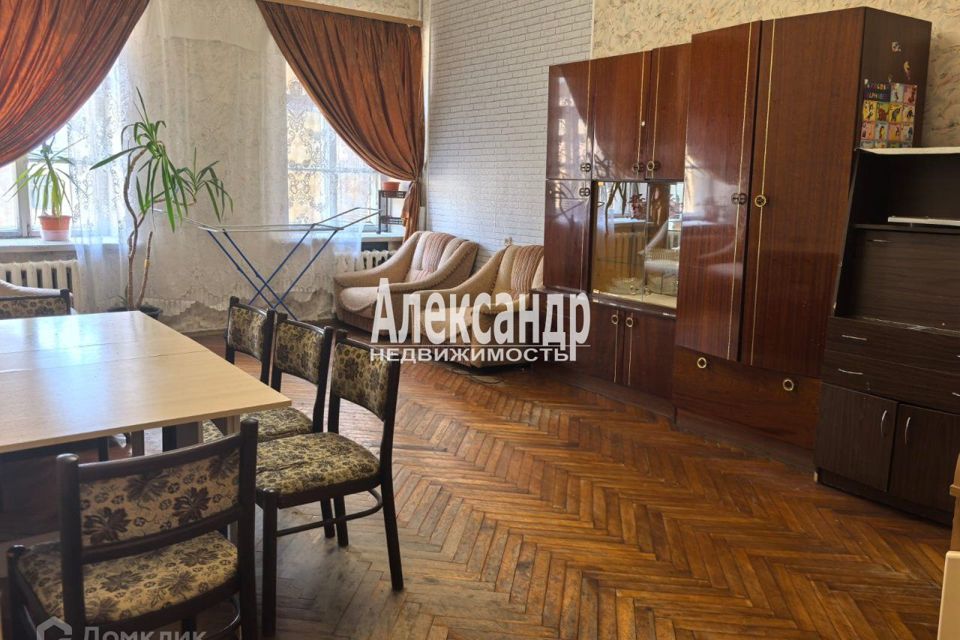 Продаётся 3-комнатная квартира, 81.8 м²