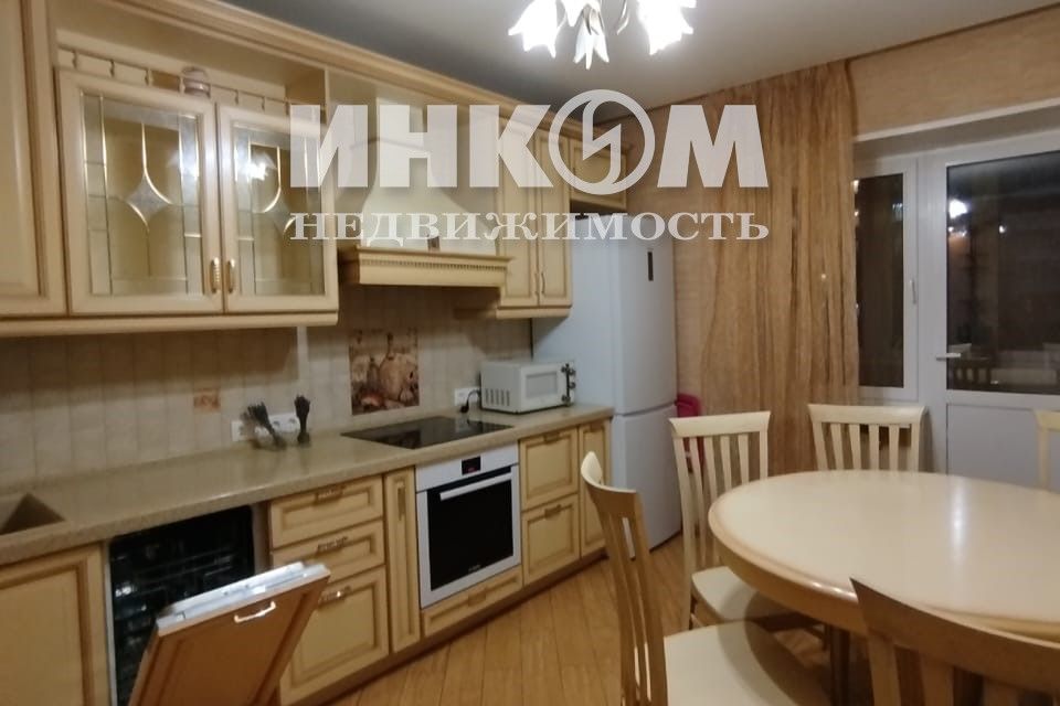 Сдаётся 3-комнатная квартира, 92 м²