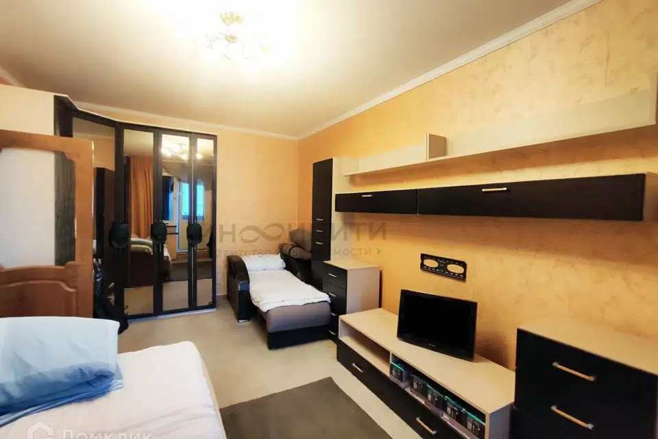 Продаётся 1-комнатная квартира, 38.4 м²