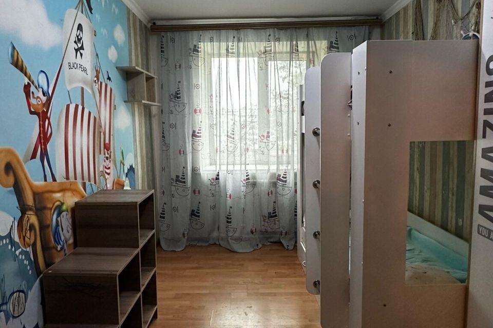 Продаётся 3-комнатная квартира, 50.5 м²