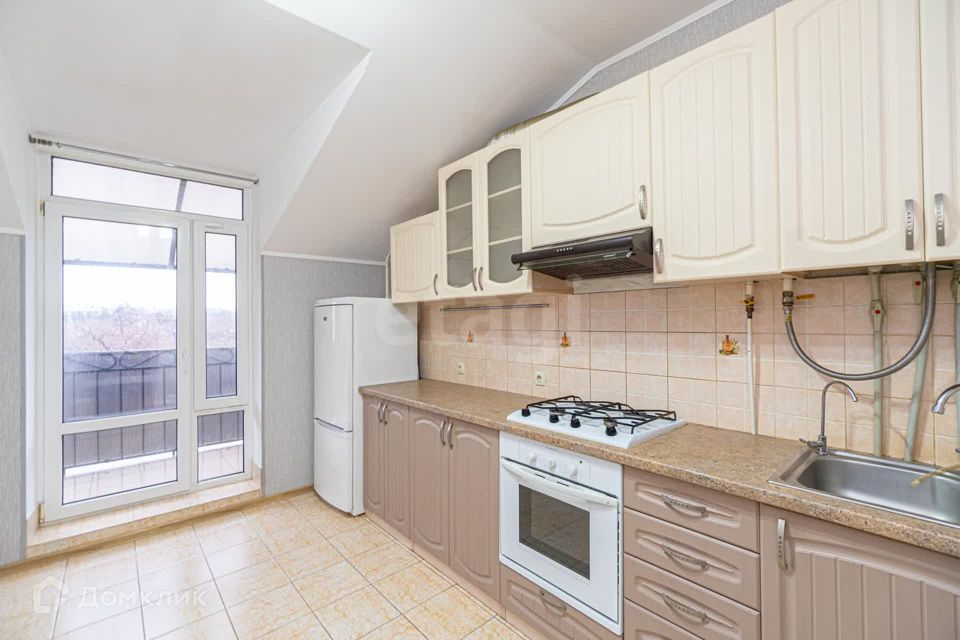Продаётся 1-комнатная квартира, 40.2 м²