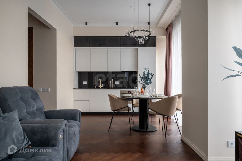 Сдаётся 2-комнатная квартира, 47.6 м²