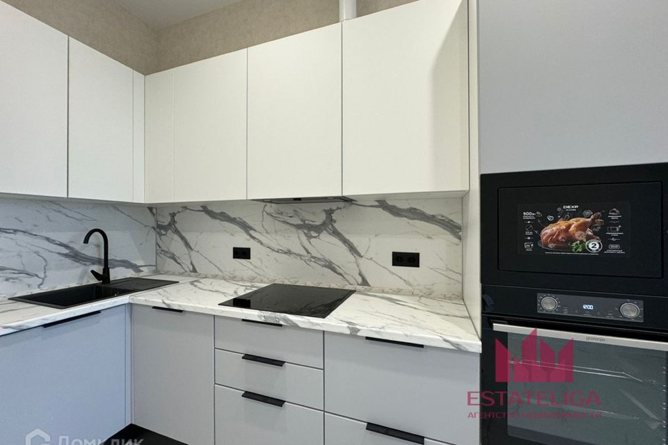Сдаётся 2-комнатная квартира, 63 м²