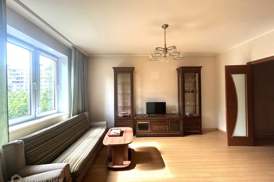 Сдаётся 2-комнатная квартира, 58.7 м²