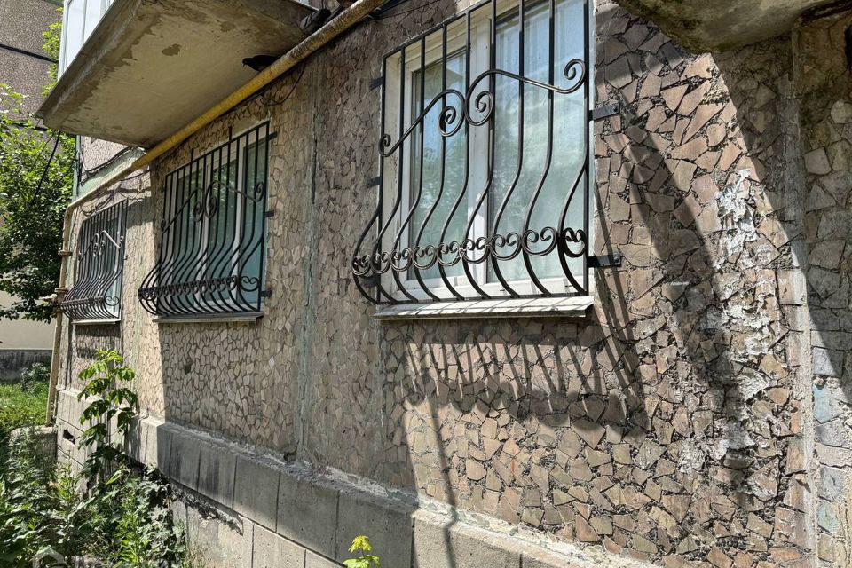 Продаётся 3-комнатная квартира, 47.6 м²