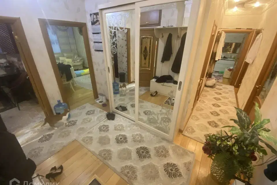 Продаётся 4-комнатная квартира, 99 м²