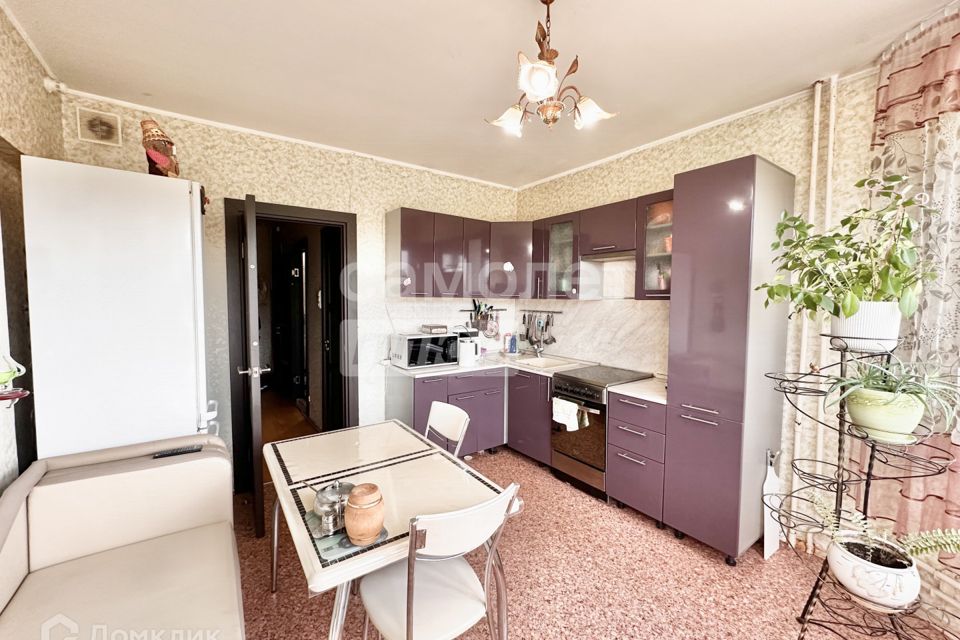 Продаётся 3-комнатная квартира, 75.9 м²