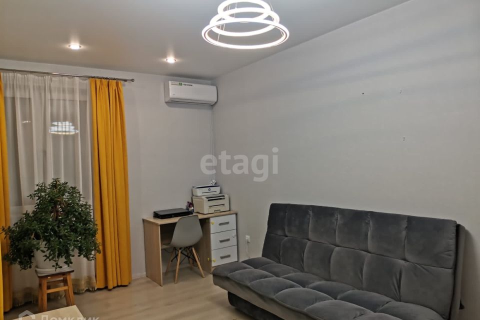 Продаётся 2-комнатная квартира, 64 м²