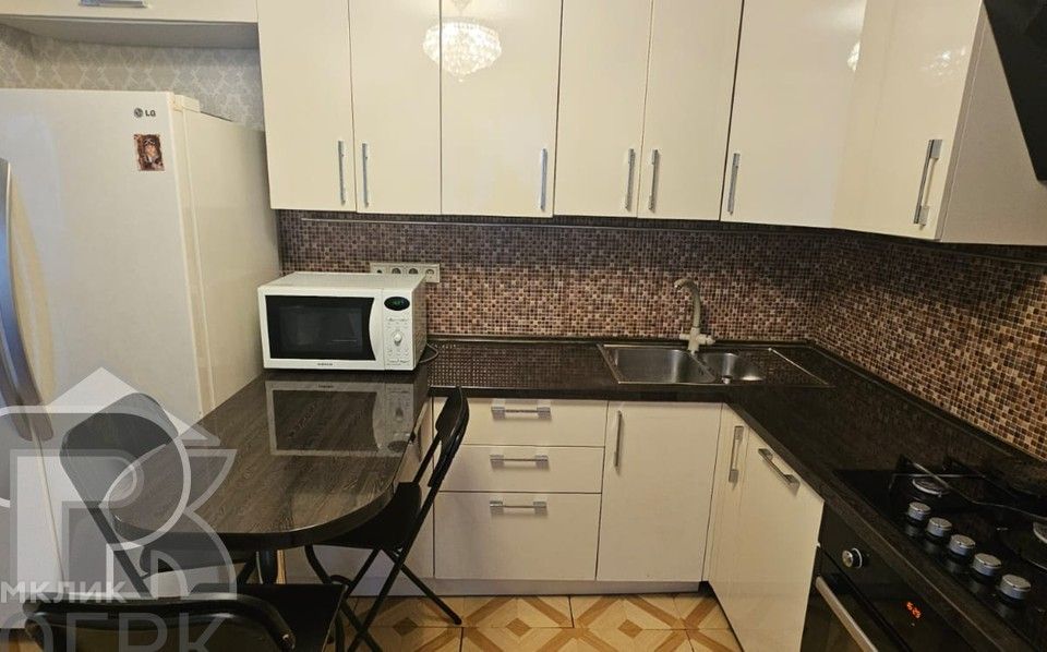 Продаётся 3-комнатная квартира, 62.6 м²