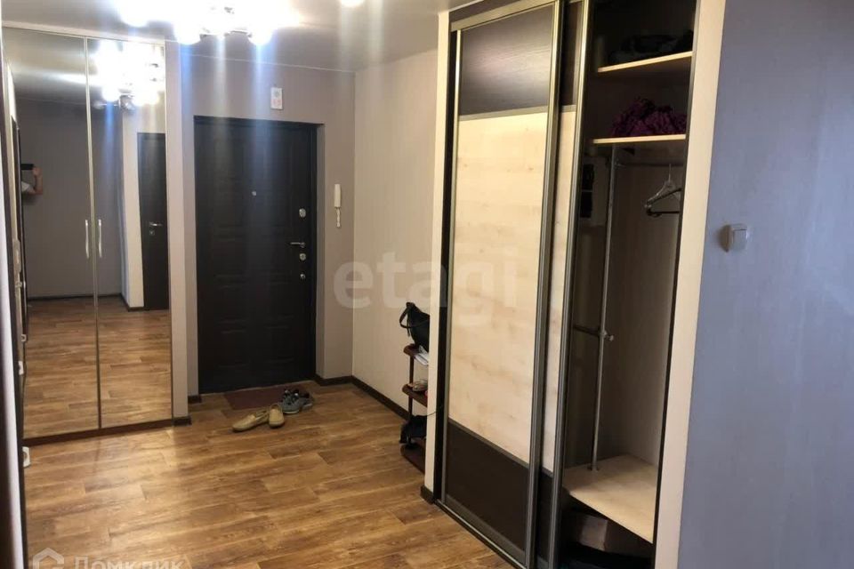 Продаётся 2-комнатная квартира, 76 м²