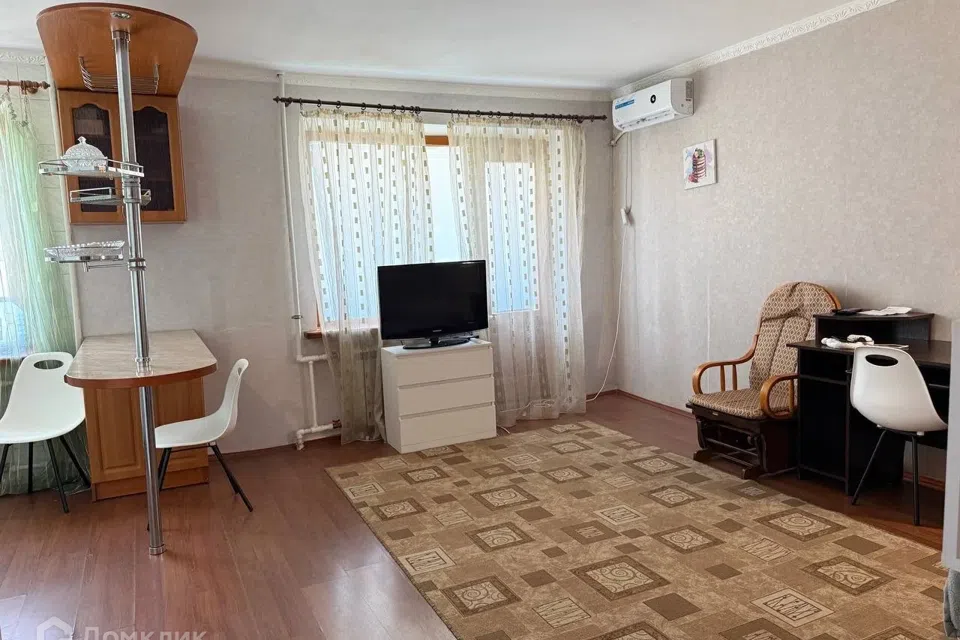 Продаётся 1-комнатная квартира, 35.8 м²