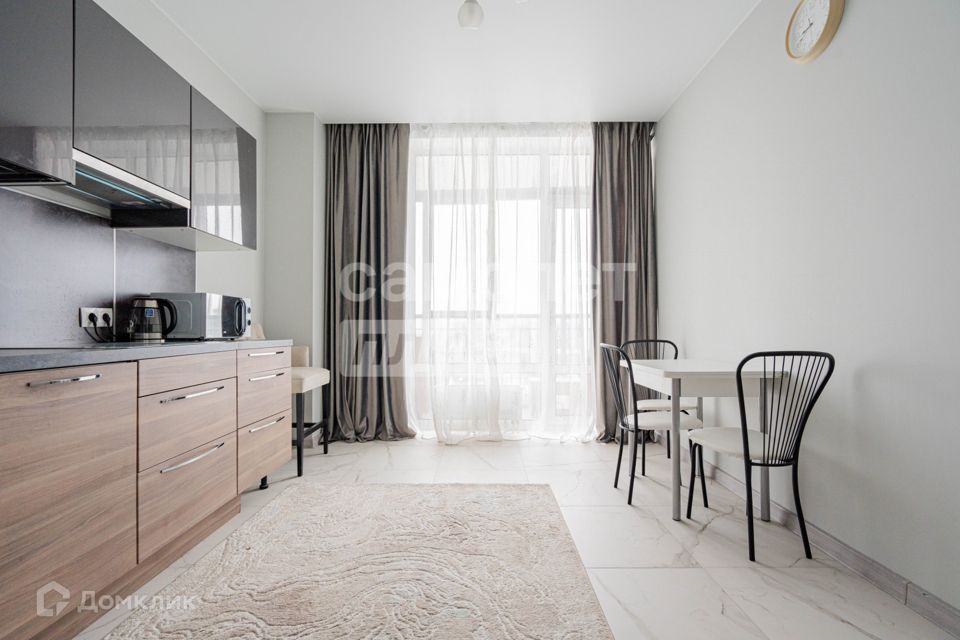 Продаётся 1-комнатная квартира, 41.7 м²