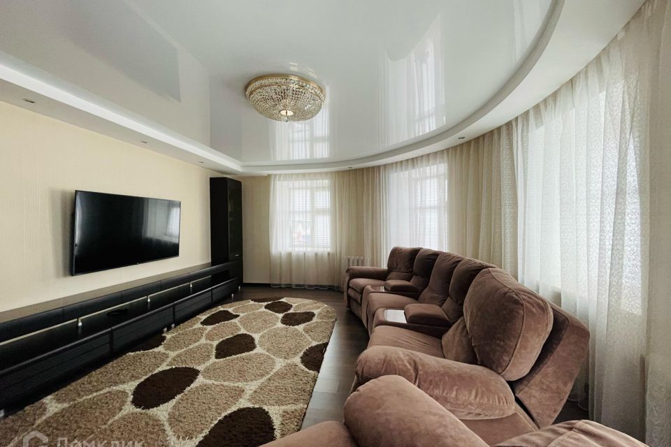 Продаётся 3-комнатная квартира, 99 м²