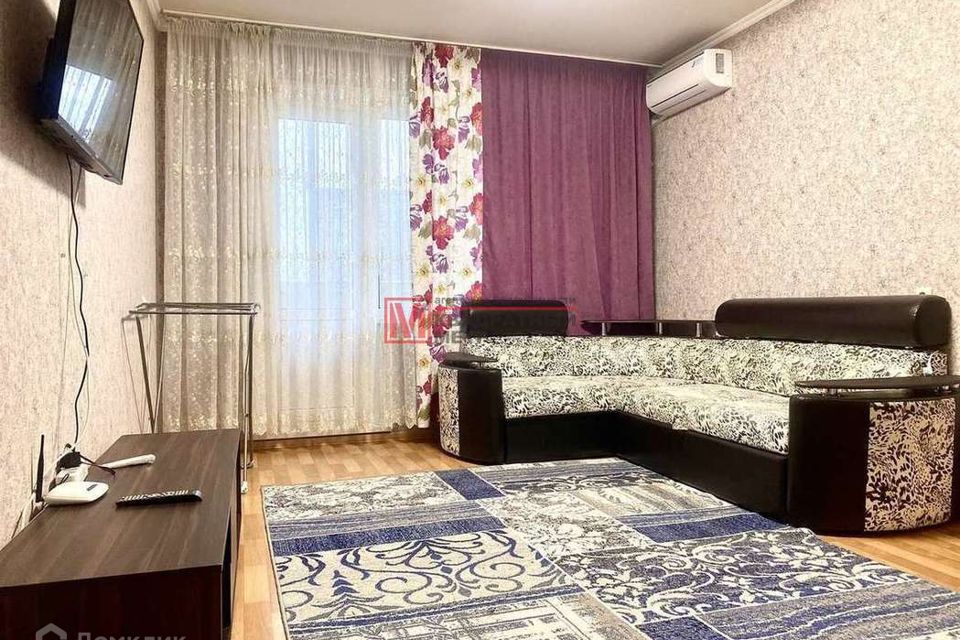 Сдаётся 2-комнатная квартира, 54 м²